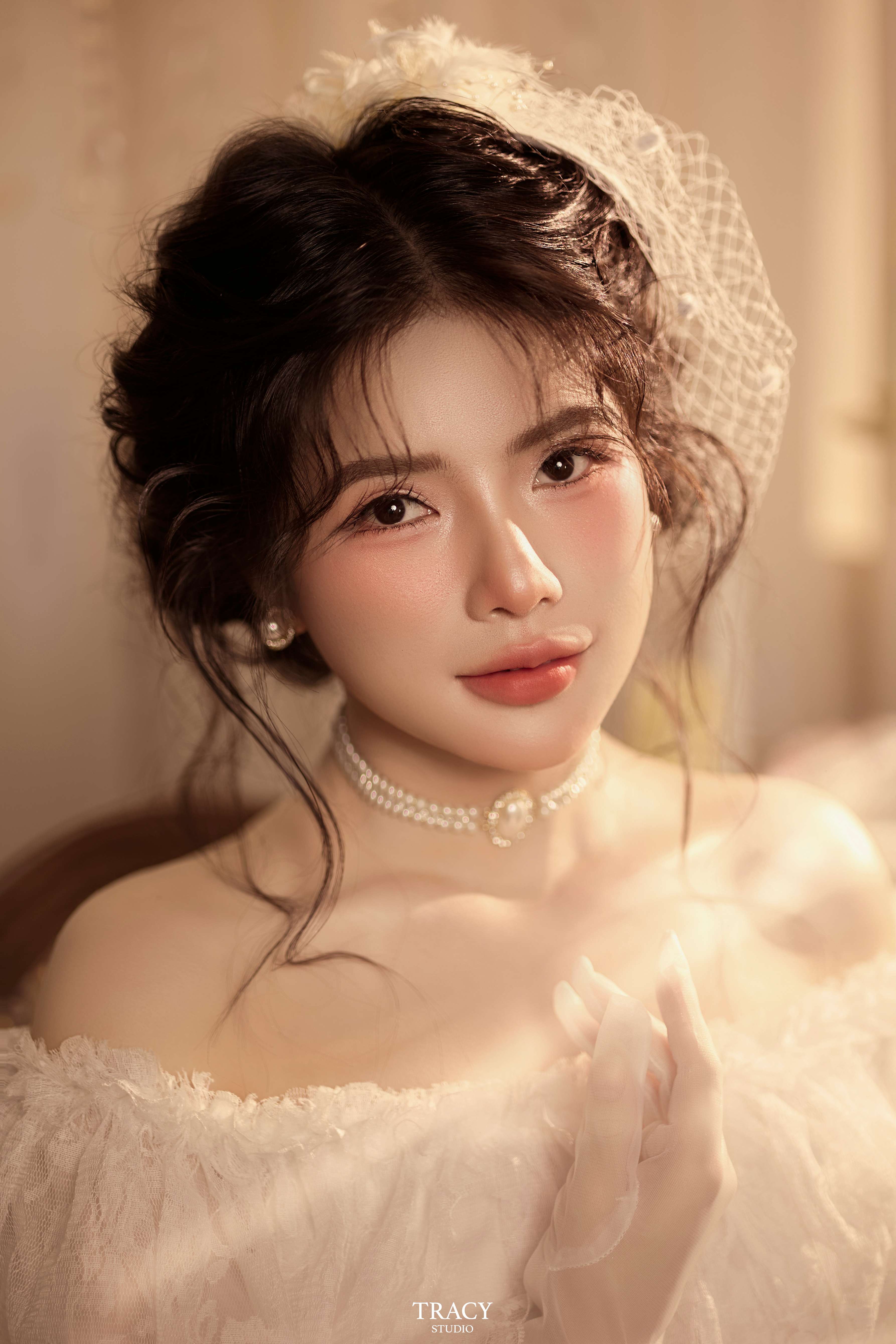 frontend/img/gallery/concept-nang-tho/tracy-studio-chup-conept-nang-tho-co-dien (5).jpg